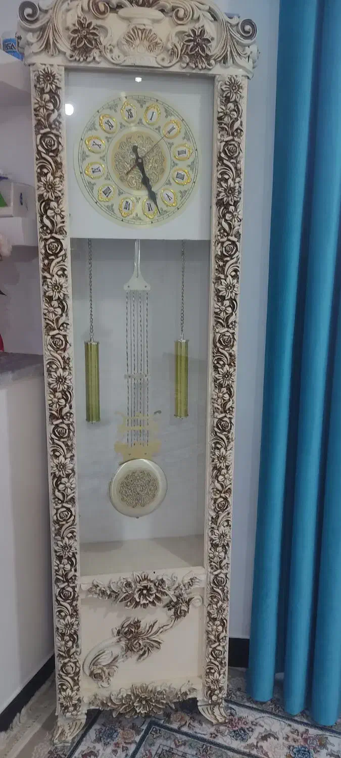 آینه و ساعت درحد نو|آینه|مریوان, |دیوار