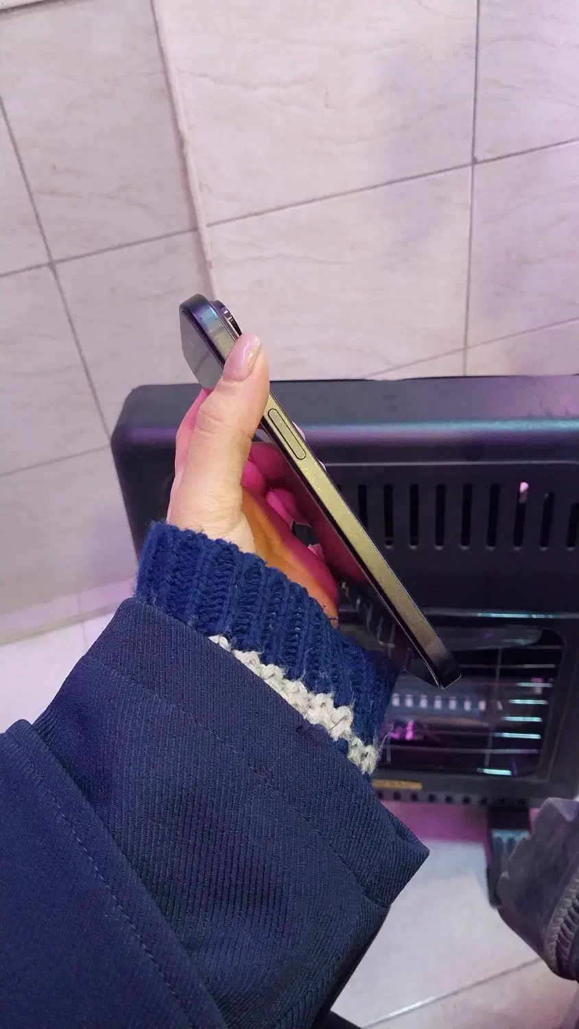 آیفون۱۵نرمال رنگ مشکی|موبایل|گنبد کاووس, |دیوار