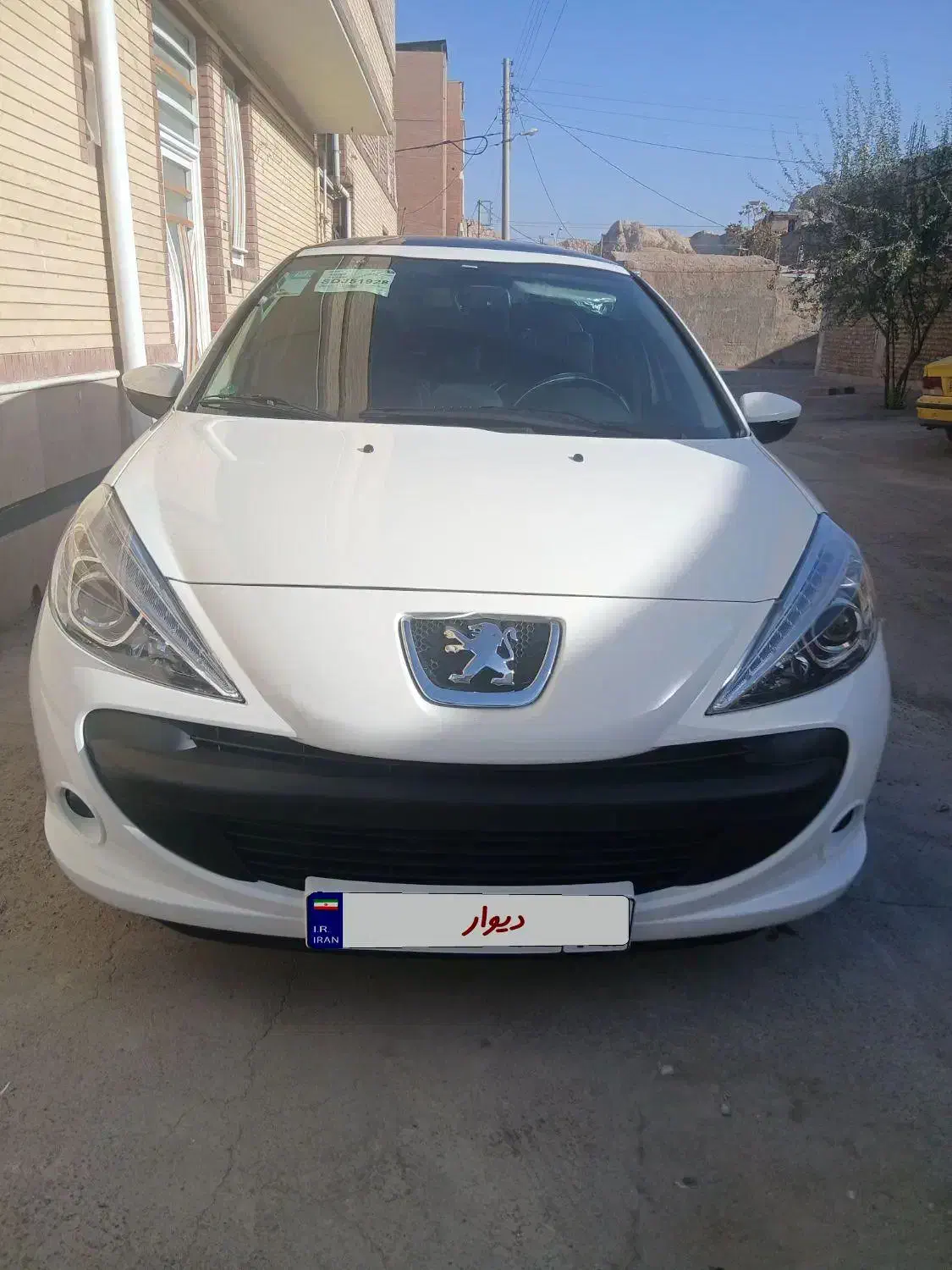 207 پانا مدل 404|خودرو سواری و وانت|کرمان, |دیوار