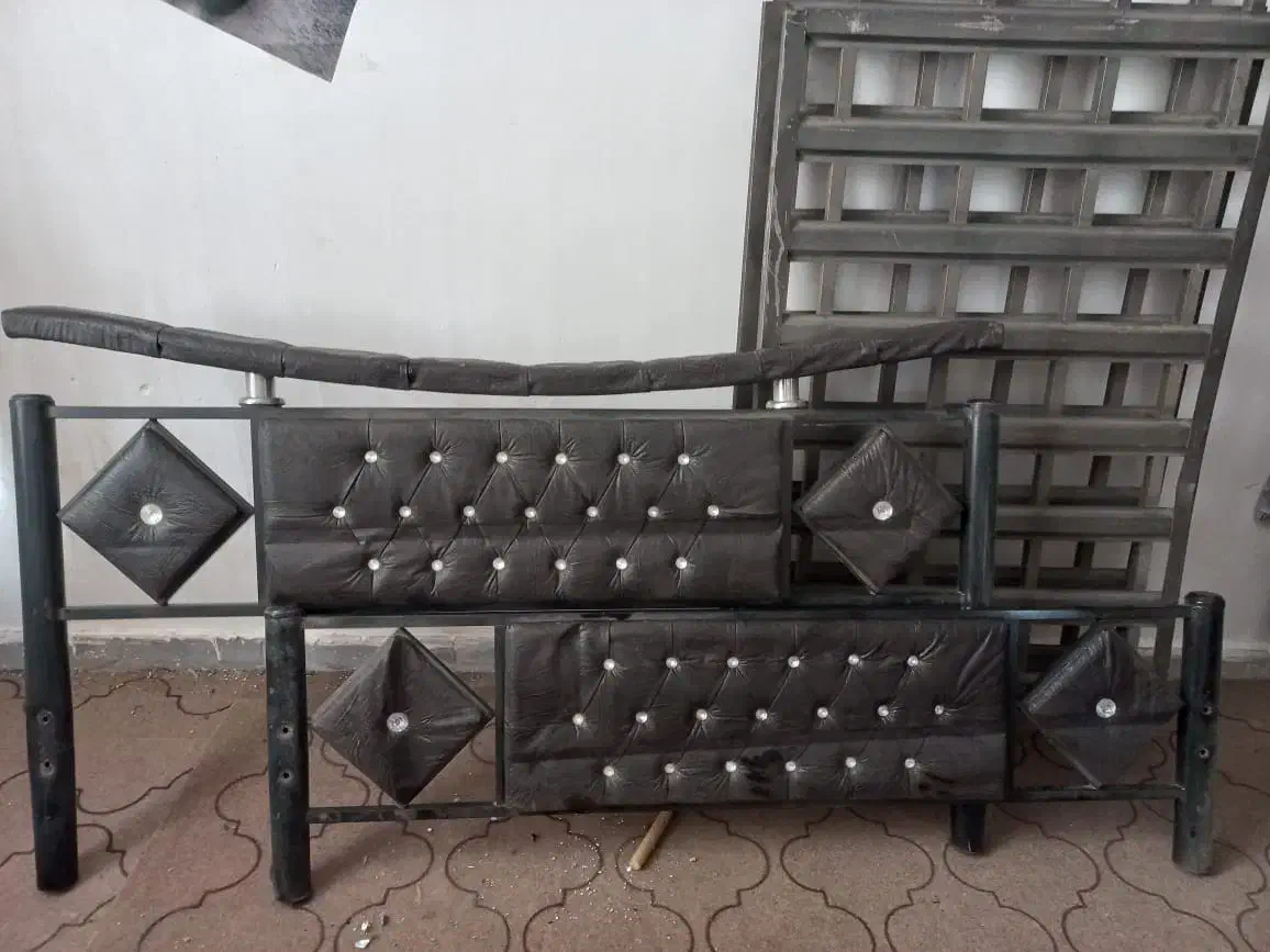 تخت خواب دونفره|تخت و سرویس خواب|اهواز, کوی مهدیس|دیوار