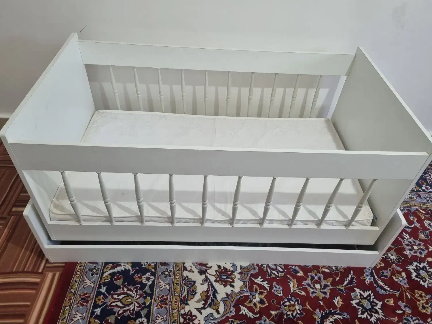 تخت گهواره ای بچه|تخت و صندلی بچه|خواف, |دیوار