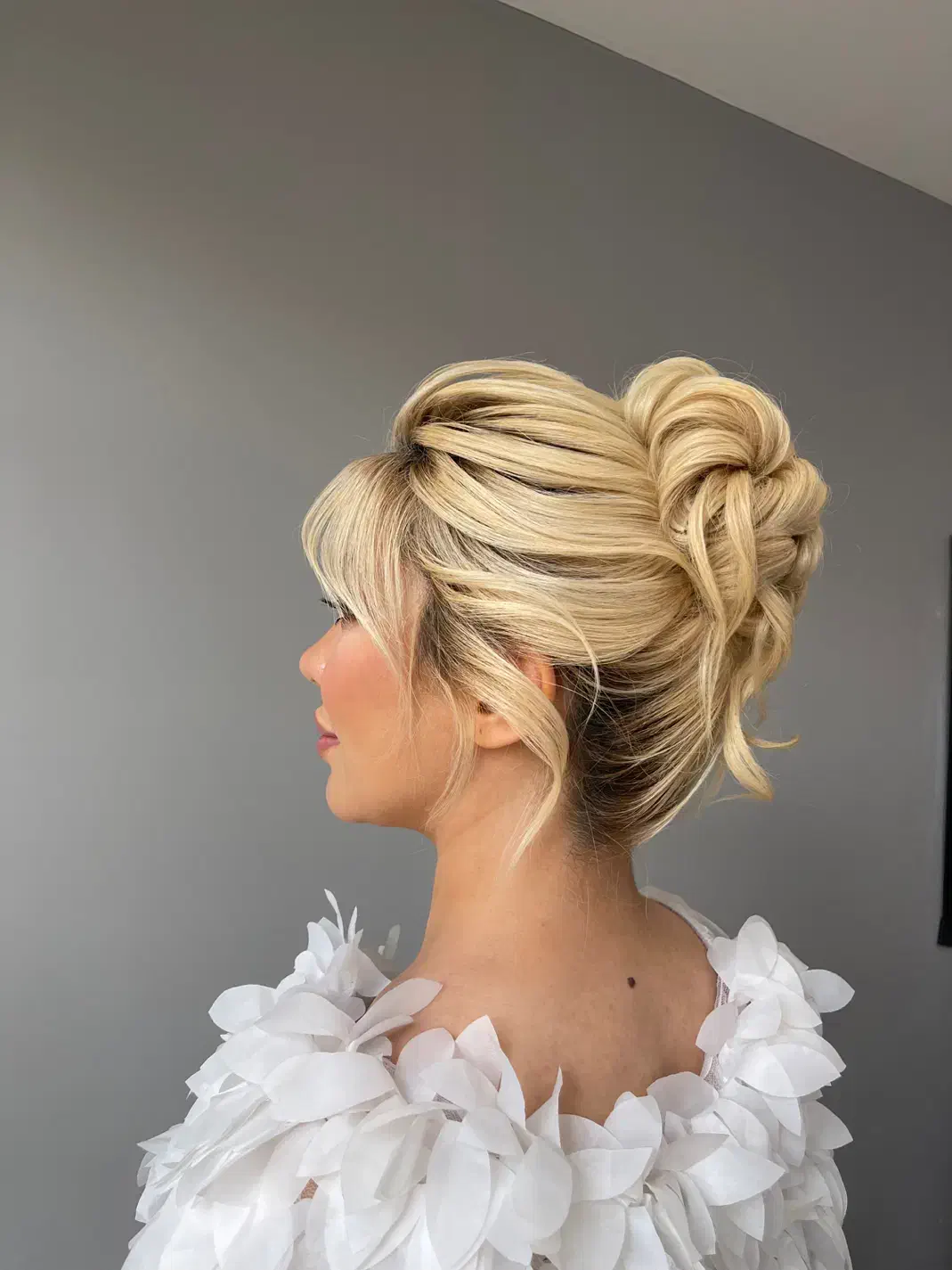 شنیون-رنگولایت-ناخن|خدمات آرایشگری و زیبایی|محمدیه-قزوین, |دیوار