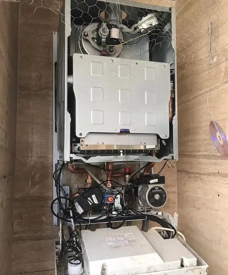 تعمیرات پکیج بوتان و ایران رادیاتور شبانه روزی|خدمات پیشه و مهارت|تهران, ونک|دیوار