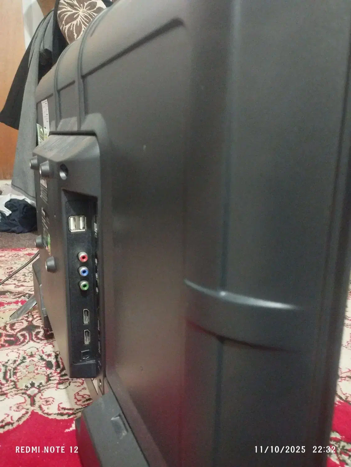 تلویزیون 32 اینچ|تلویزیون و پروژکتور|ساری, |دیوار