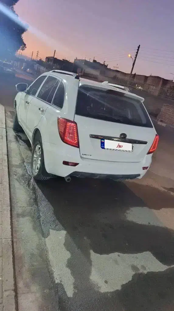 لیفان x60 درب صندوق رنگ.باسر گلگیر|خودرو سواری و وانت|کاشان, باهنر|دیوار