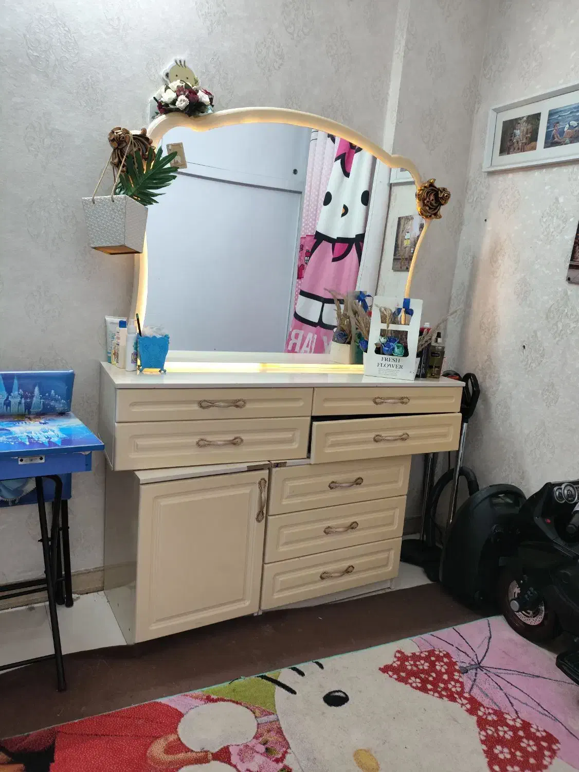 میز کنسول همراه پاف|میز و صندلی غذاخوری|بهارستان, |دیوار