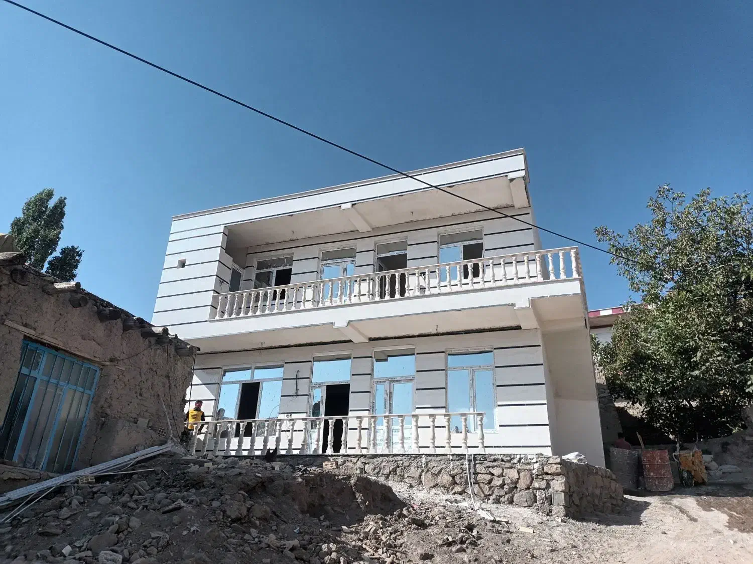 کاشی کار|خدمات پیشه و مهارت|میانه, |دیوار