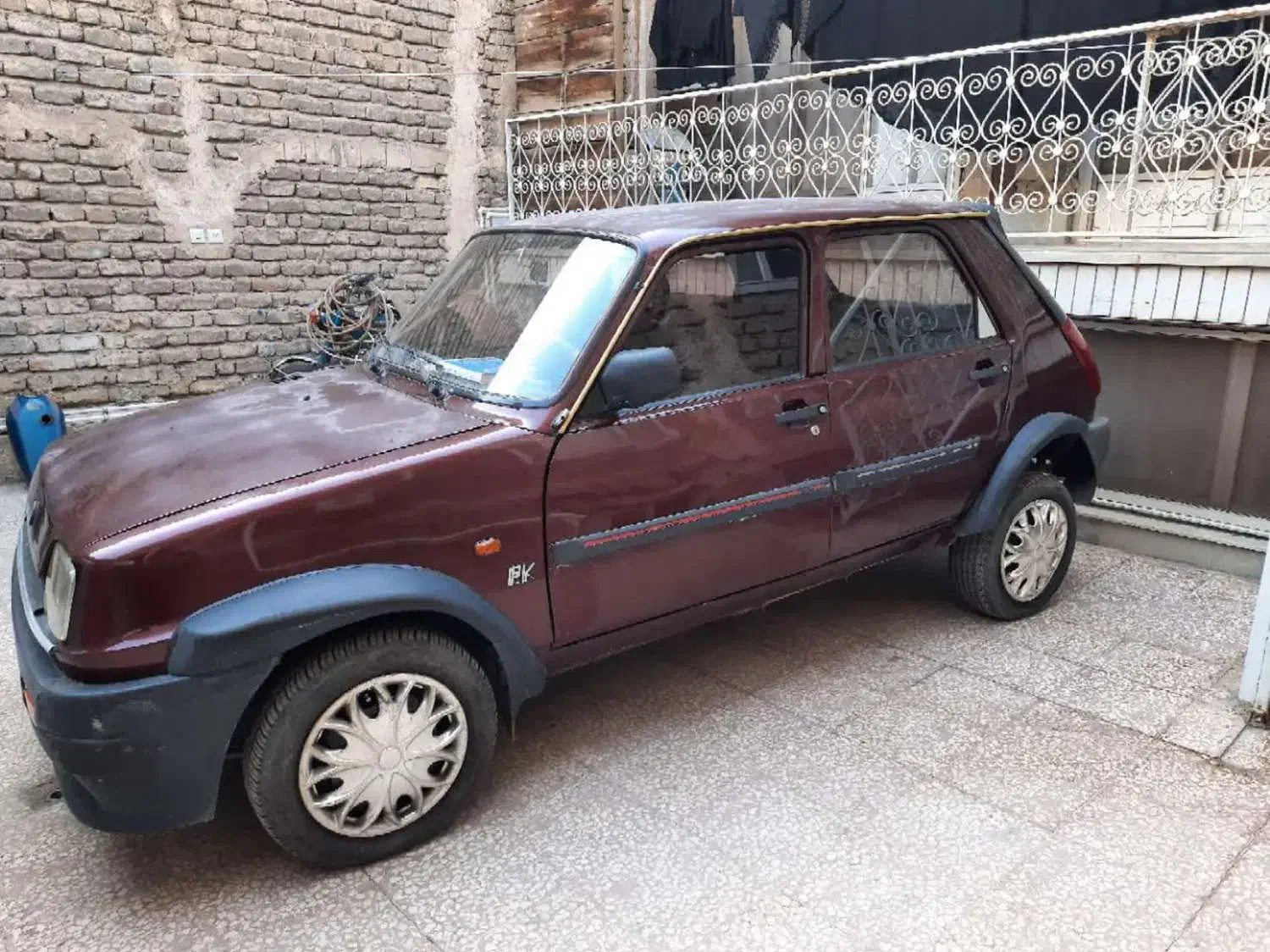 پی کی مدل 82|خودرو سواری و وانت|قم, حاج زینل|دیوار