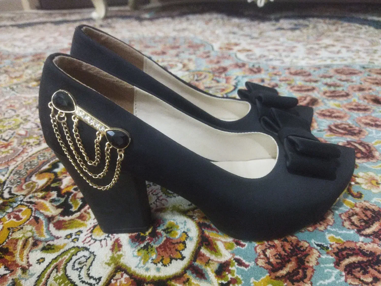 کفش مجلسی پاشنه بلند|کیف، کفش، کمربند|شاهین‌شهر, گزبرخوار|دیوار