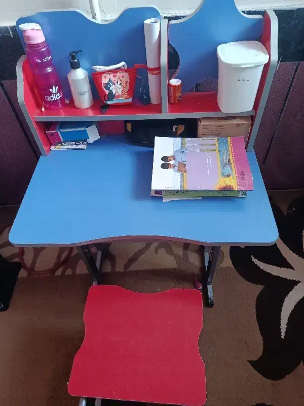 میز تحریر|میز تحریر و کامپیوتر|بروجرد, |دیوار