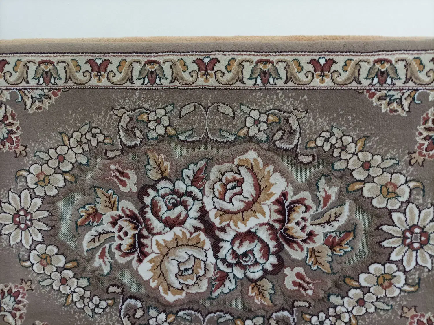 یک جفت پشتی|پشتی|خمین, |دیوار