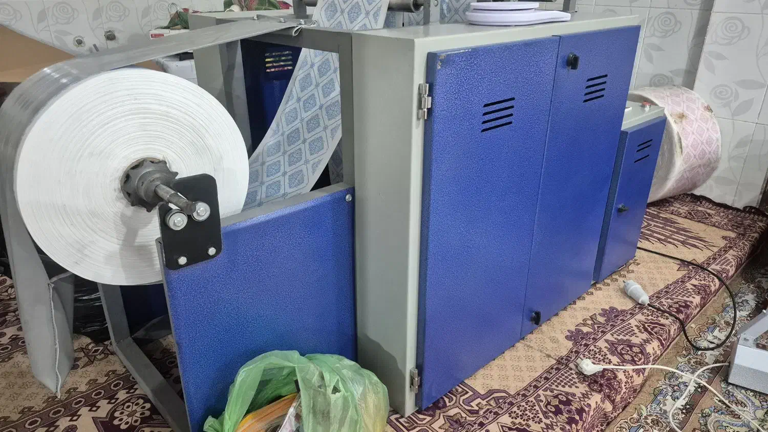 دستگاه رول کن و بسته بندی کیسه و سفره|ماشینآلات صنعتی|بندر ماهشهر, |دیوار