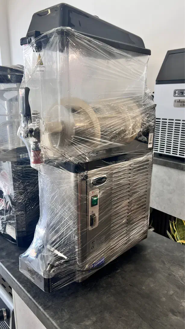 یخ در بهشت ‌شربت ساز|کافی‌شاپ و رستوران|محمودآباد, |دیوار