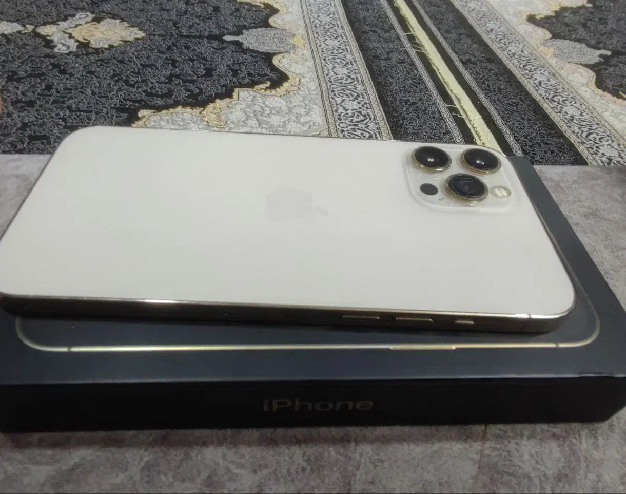 ایفون ۱۲پرومکس|موبایل|کاشان, ۲۲ بهمن|دیوار