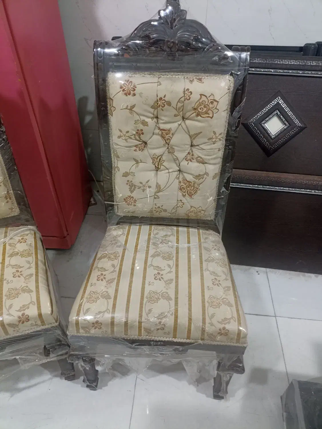 8عدد صندلی مبلی|مبلمان خانگی و میز عسلی|سبزوار, طبرسی (جعفرآباد)|دیوار