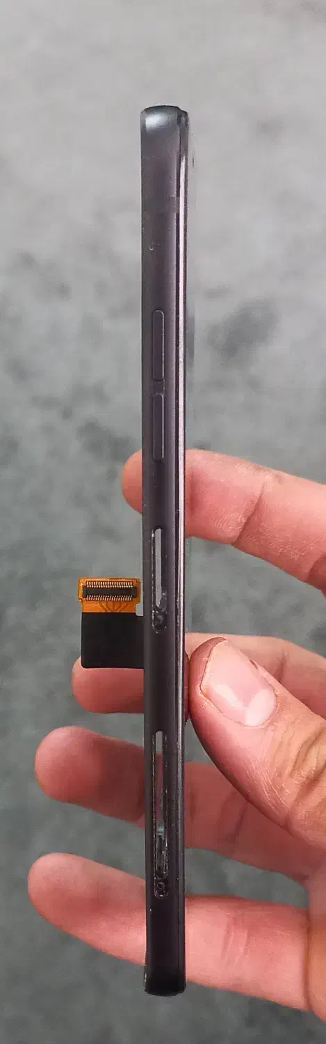 صفحه کامل گوشی LG Q6 با فریم و قطعات جانبی سالم|لوازم جانبی موبایل و تبلت|تهران, سهروردی|دیوار