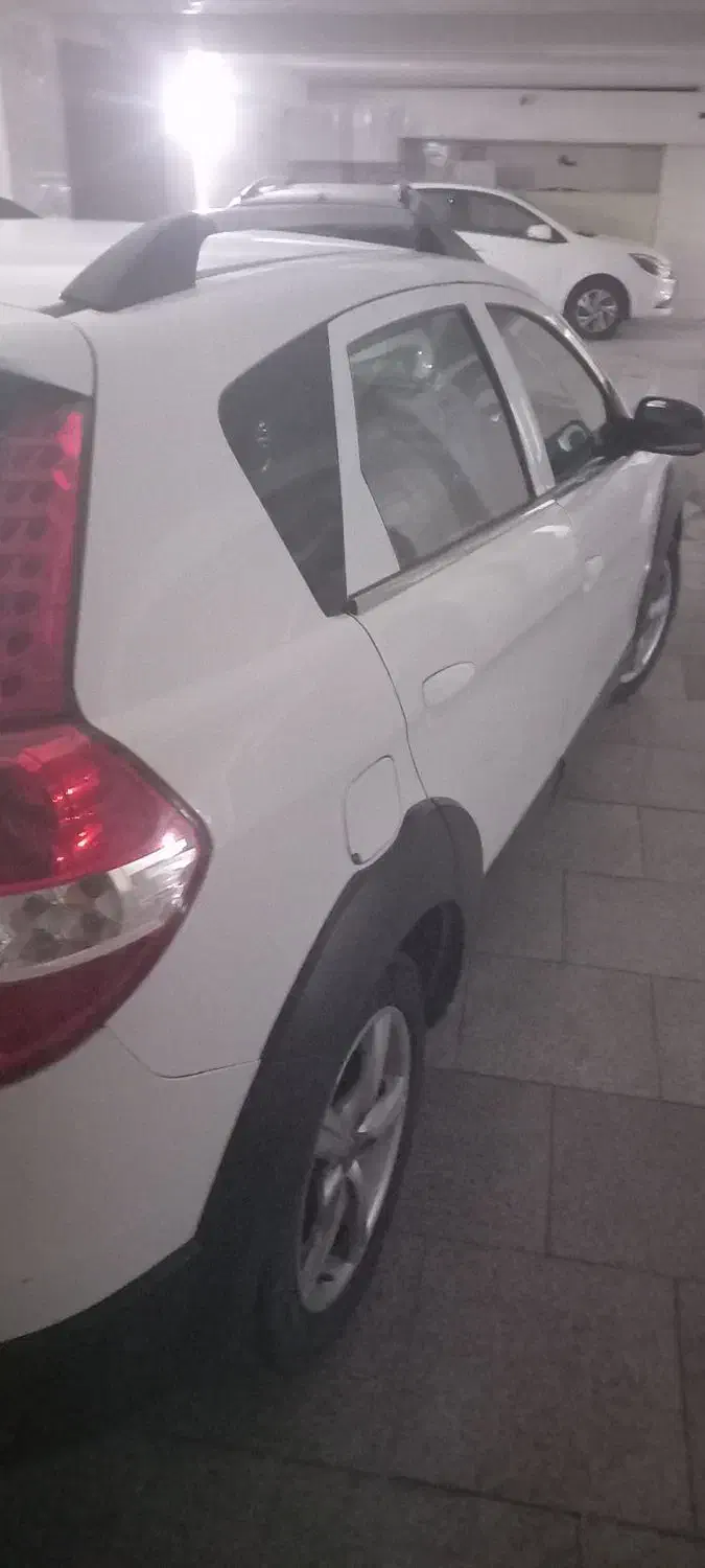 اچ سی کراس اتوماتیک مدل ۹۷|خودرو سواری و وانت|تبریز, |دیوار