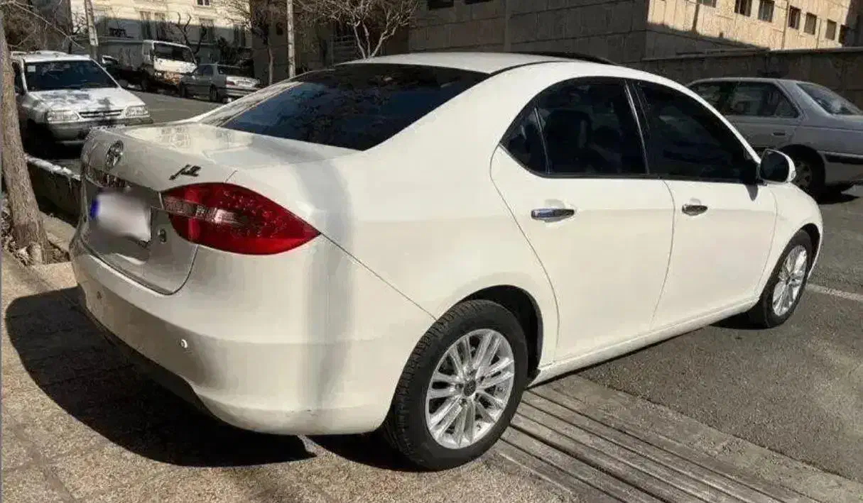 Jac j5|خودرو سواری و وانت|اراک, |دیوار