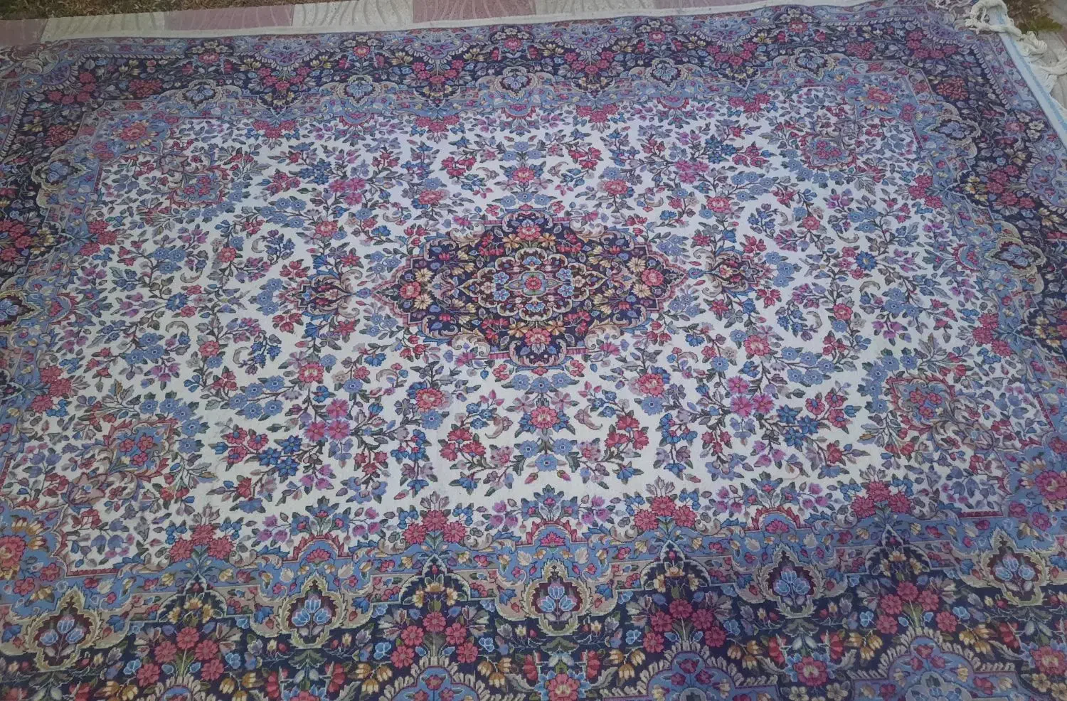 قالیِ دستبافت|فرش|کرمان, |دیوار