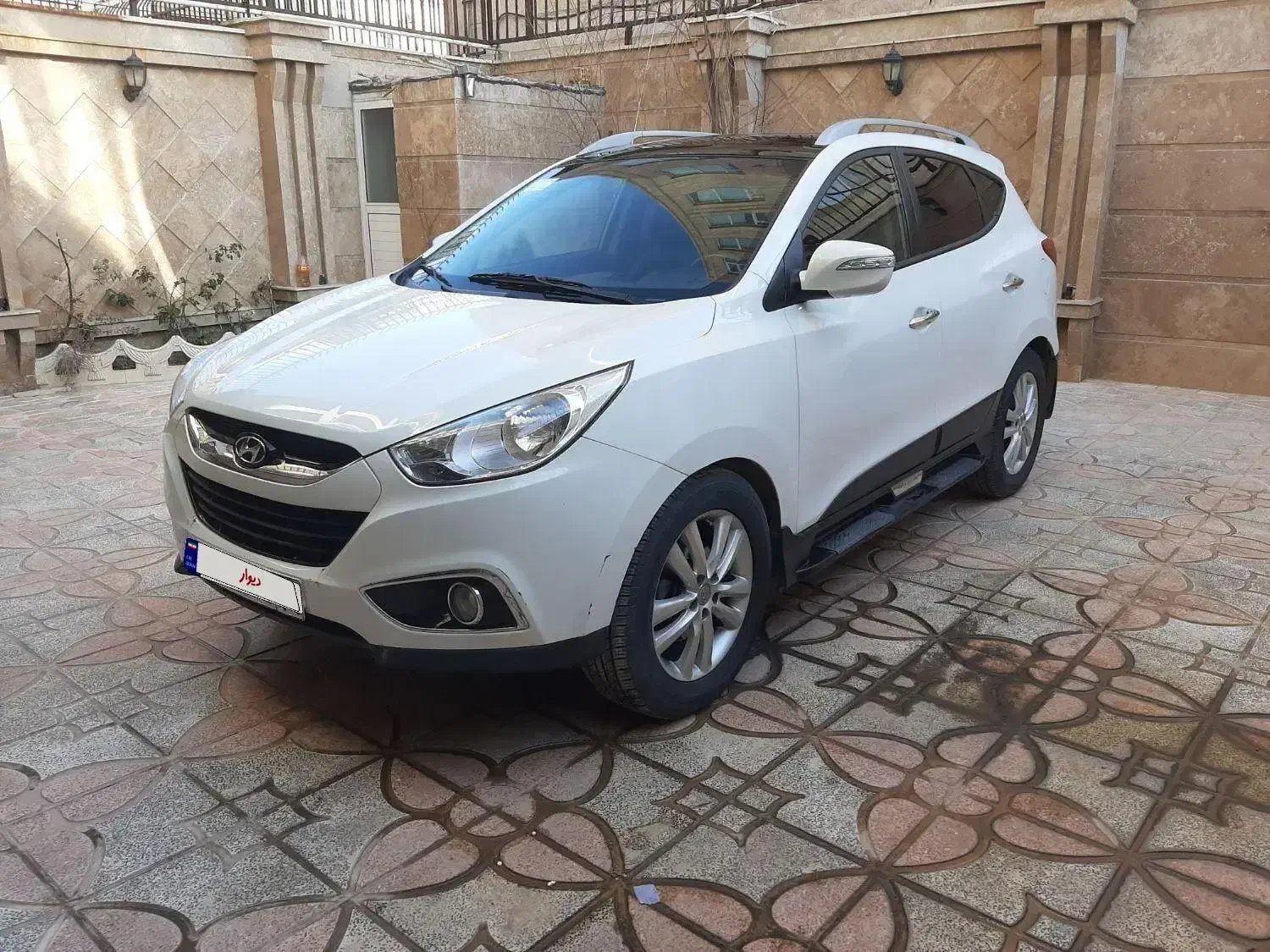 معاوضه یا فروش هیوندای توسان ix 35 2400cc استثنایی|خودرو سواری و وانت|کرمانشاه, |دیوار