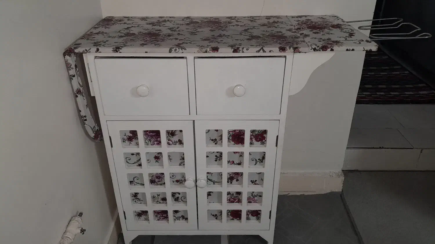 میز اتو کمد دار|اتو و لوازم اتو|تهران, شهرک ولیعصر جنوبی|دیوار