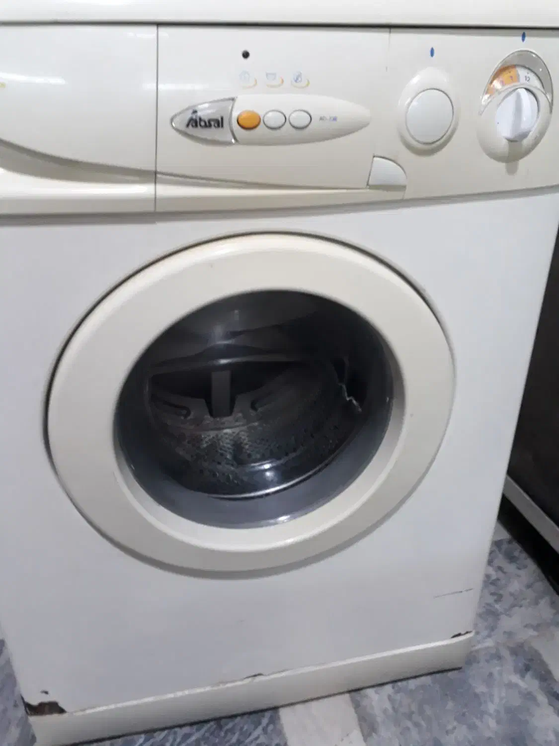 ماشین لباسشویی ابسال|ماشین لباسشویی و خشک‌کن لباس|کنگاور, |دیوار