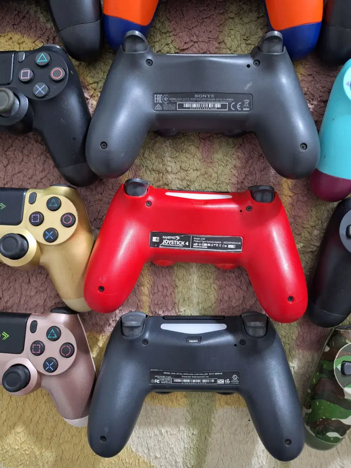 ۹۰ عدد دسته پلی استیشن۴دونه ای فقط۵۰۰هزار|کنسول، بازی ویدئویی و آنلاین|مشهد, شاهد (شهرک غرب)|دیوار