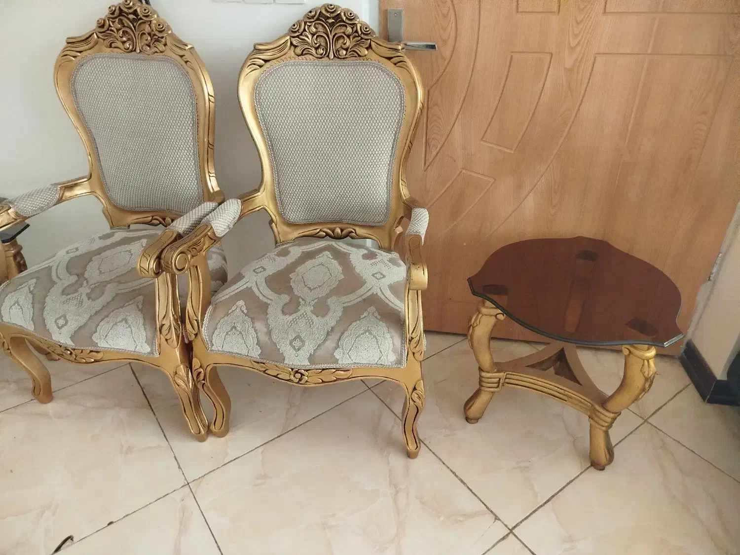 مبل ۷نفره|مبلمان خانگی و میز عسلی|شاهینشهر, ۹ دی|دیوار