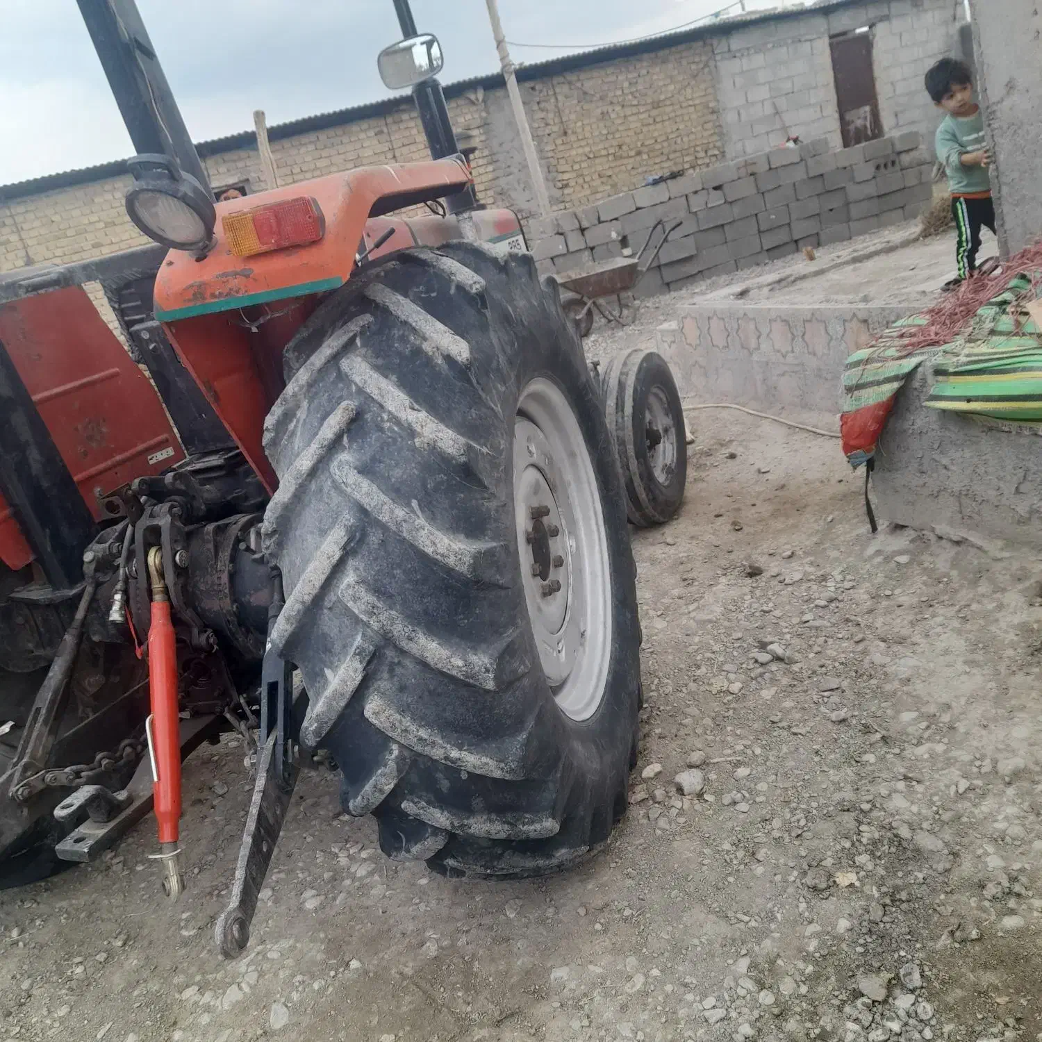 تراکتور و تریلی|خودرو سنگین|نهاوند, |دیوار