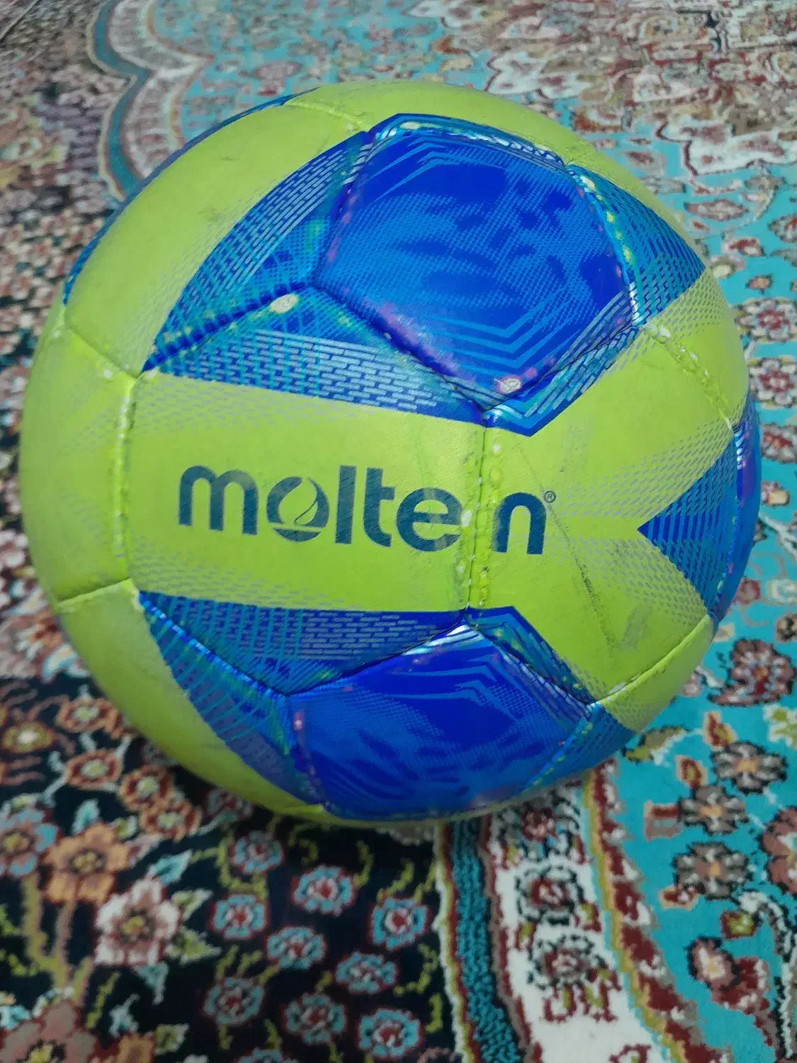 توپ فوتبال|ورزش‌های توپی|کلاله, |دیوار