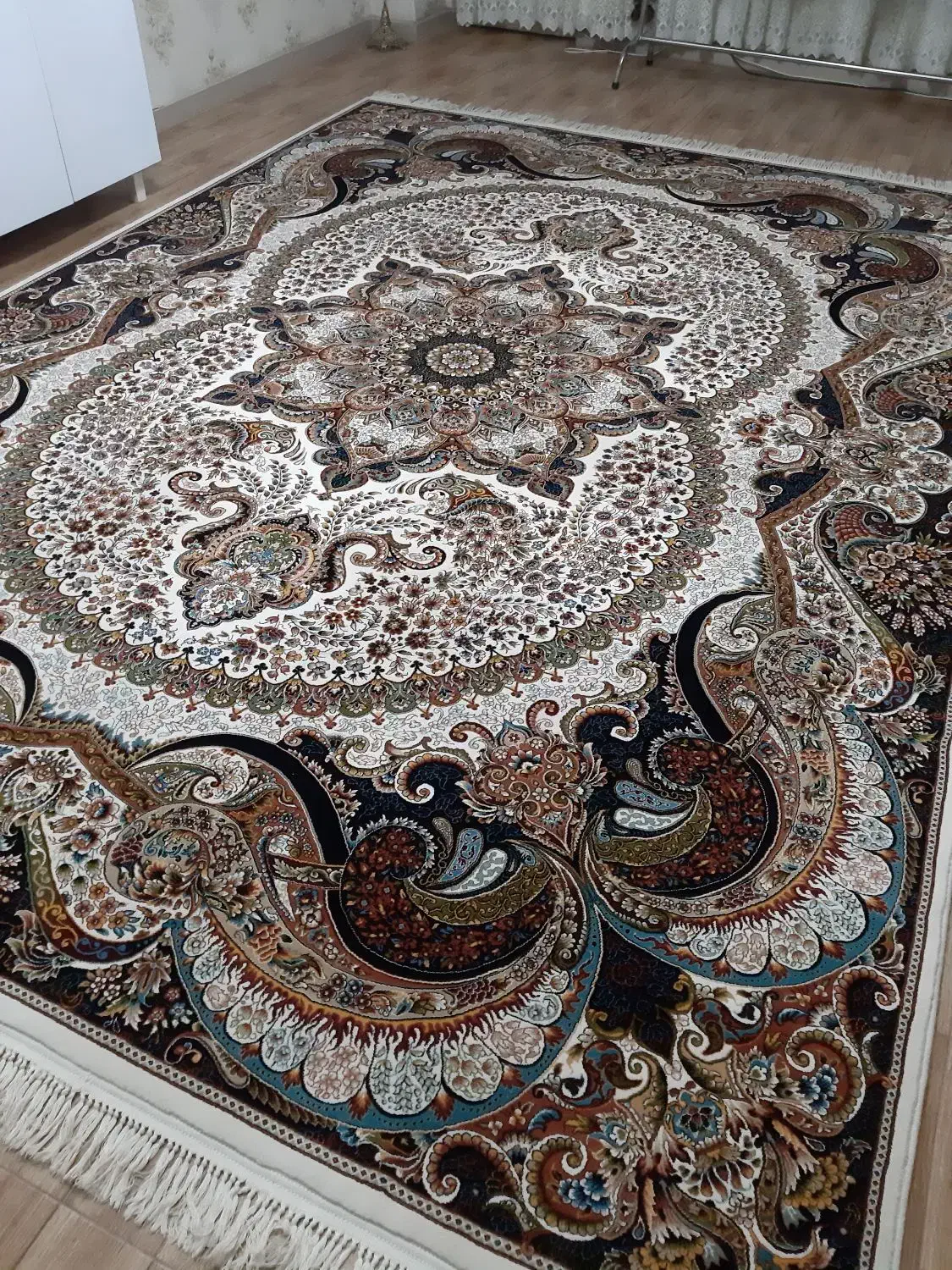 فرش 9 متری 700 شانه|فرش|کرج, پیشاهنگی|دیوار