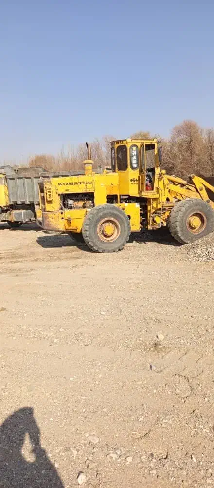 لودر ۶۳ هزار کوماتسو ۹۰|خودرو سنگین|میاندوآب, |دیوار