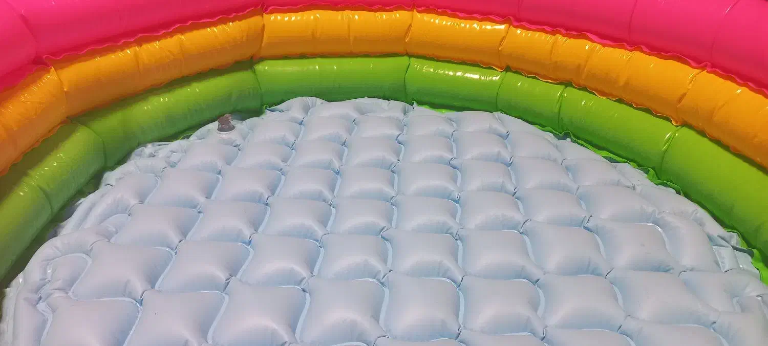 استخر توپ  کودک|اسباب‌‌بازی|شیراز, باغ تخت|دیوار