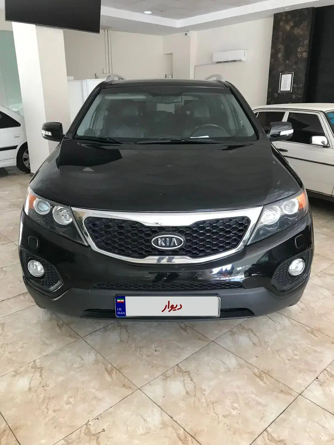 سورنتو 2012/مشکی/۶سیلندر/فول‌ کامل ‌/درحد|خودرو سواری و وانت|تهران, نصرت|دیوار