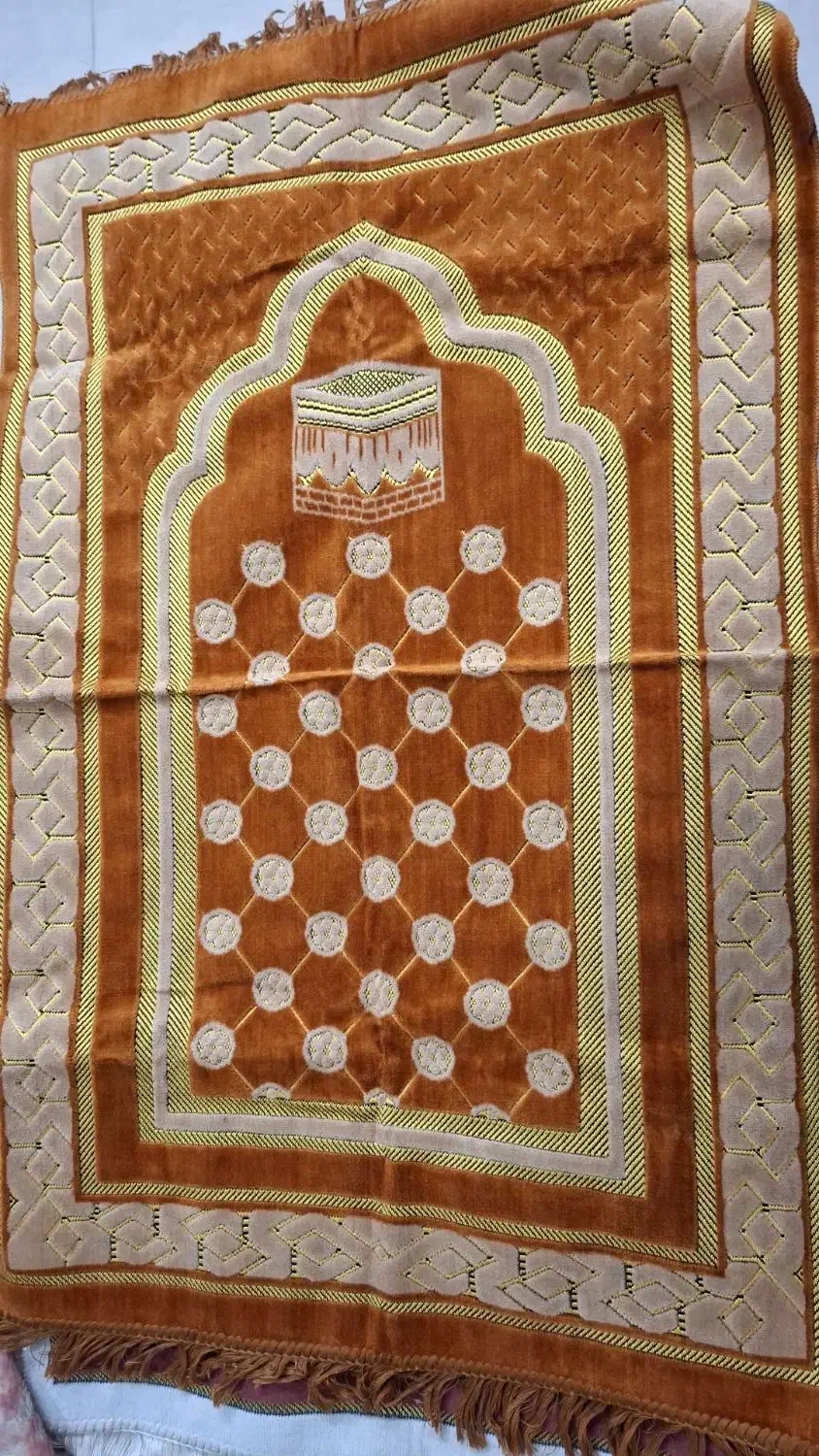 سجاده مخمل|زیورآلات و اکسسوری|تهران, صد دستگاه|دیوار