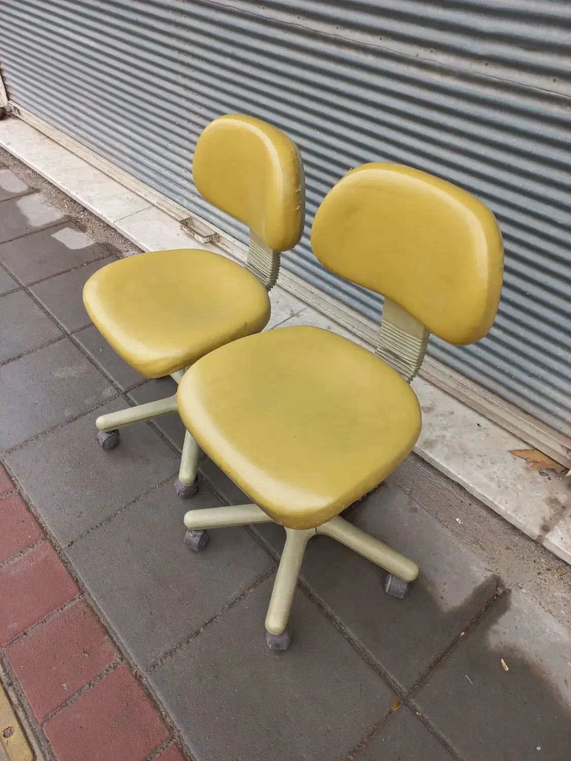 صندلی چرخدار نیلپر|صندلی و نیمکت|اقبالیه, |دیوار