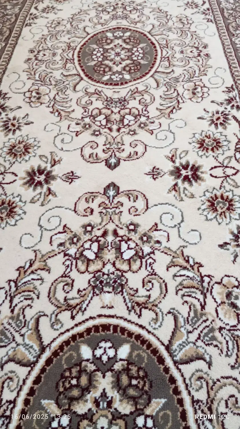 کناره فرش|فرش|قائن, |دیوار