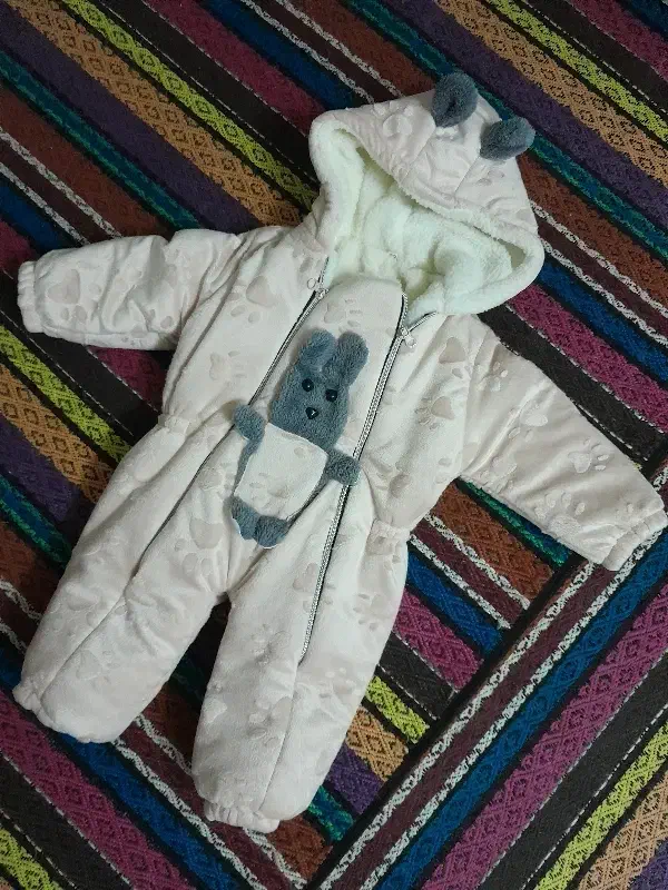 سرهمی۱|کفش و لباس بچه|بهار, |دیوار