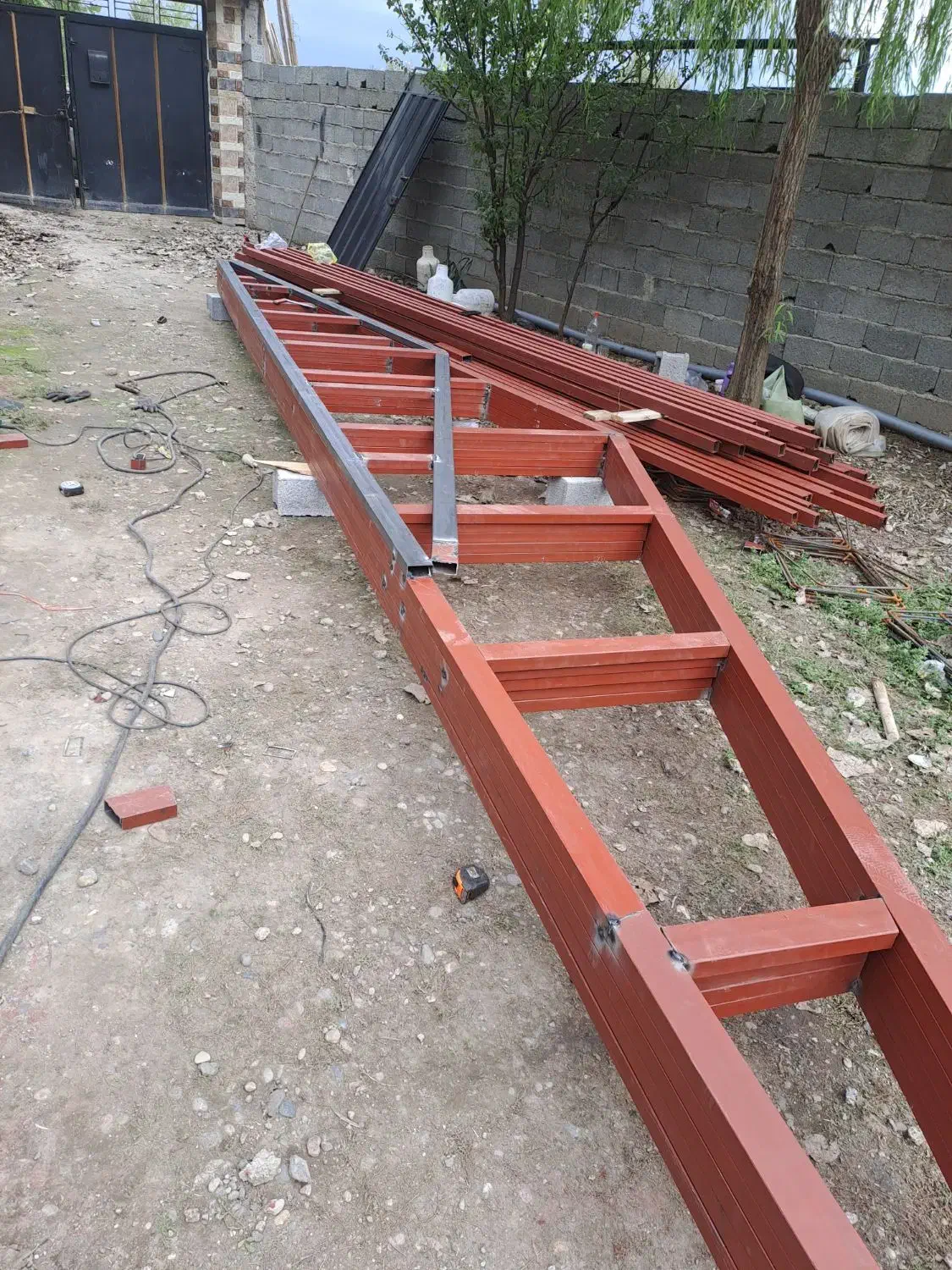 جوشکاری آهنگری سربندی|خدمات پیشه و مهارت|تالش, هشتپر|دیوار