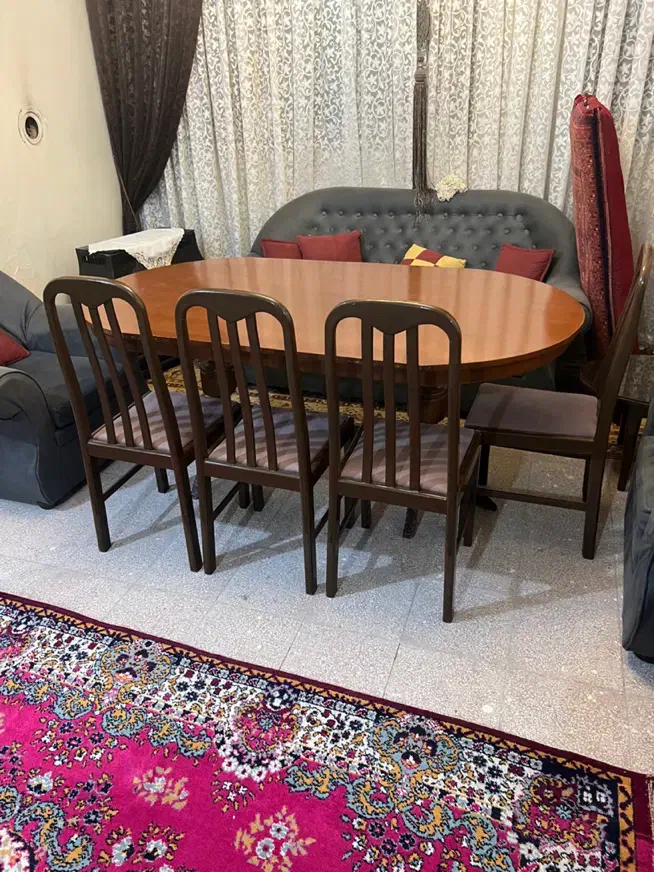 میزنهارخوری ۸ نفره چوب گردو، پایه متحرک|میز و صندلی غذاخوری|مشهد, شهید فرامرز عباسی|دیوار