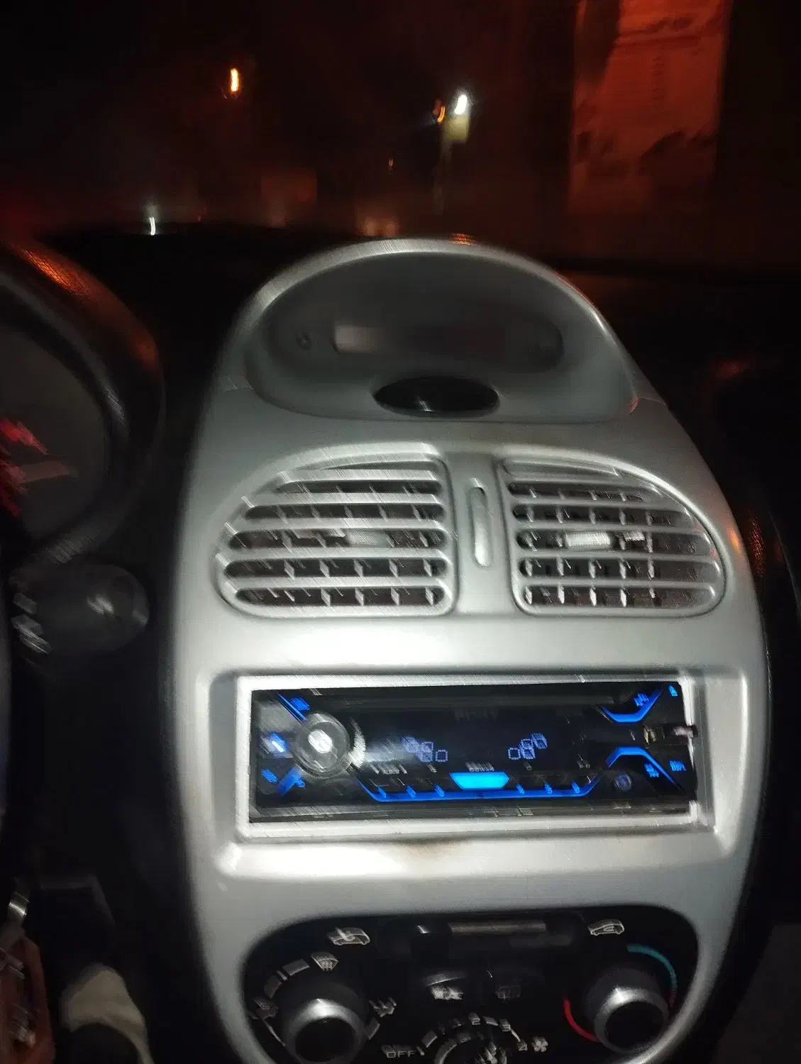 ضبط سونی باند کاروزریا ( پایونر )چراغ عقب ۲۰۷|قطعات یدکی و لوازم جانبی|شیراز, شهرک استقلال|دیوار