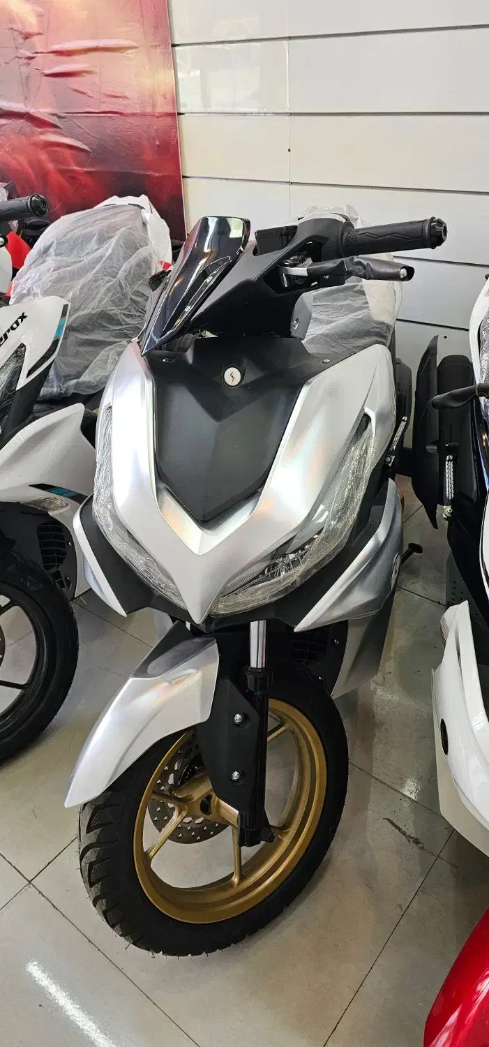 آیروکس 150 مدل 404 جفت دیسکabs|موتورسیکلت|اصفهان, مصلی|دیوار