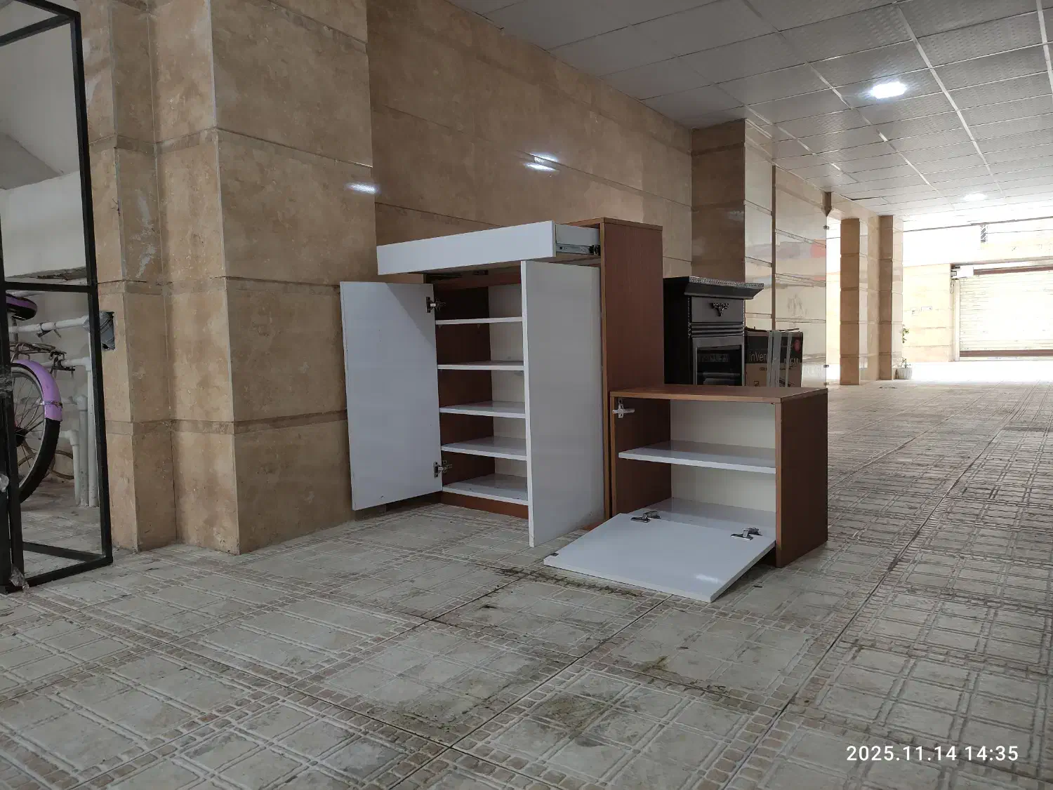 جاکفشی در حد نو|جاکفشی، کمد، دراور|رشت, لاکان شهر|دیوار