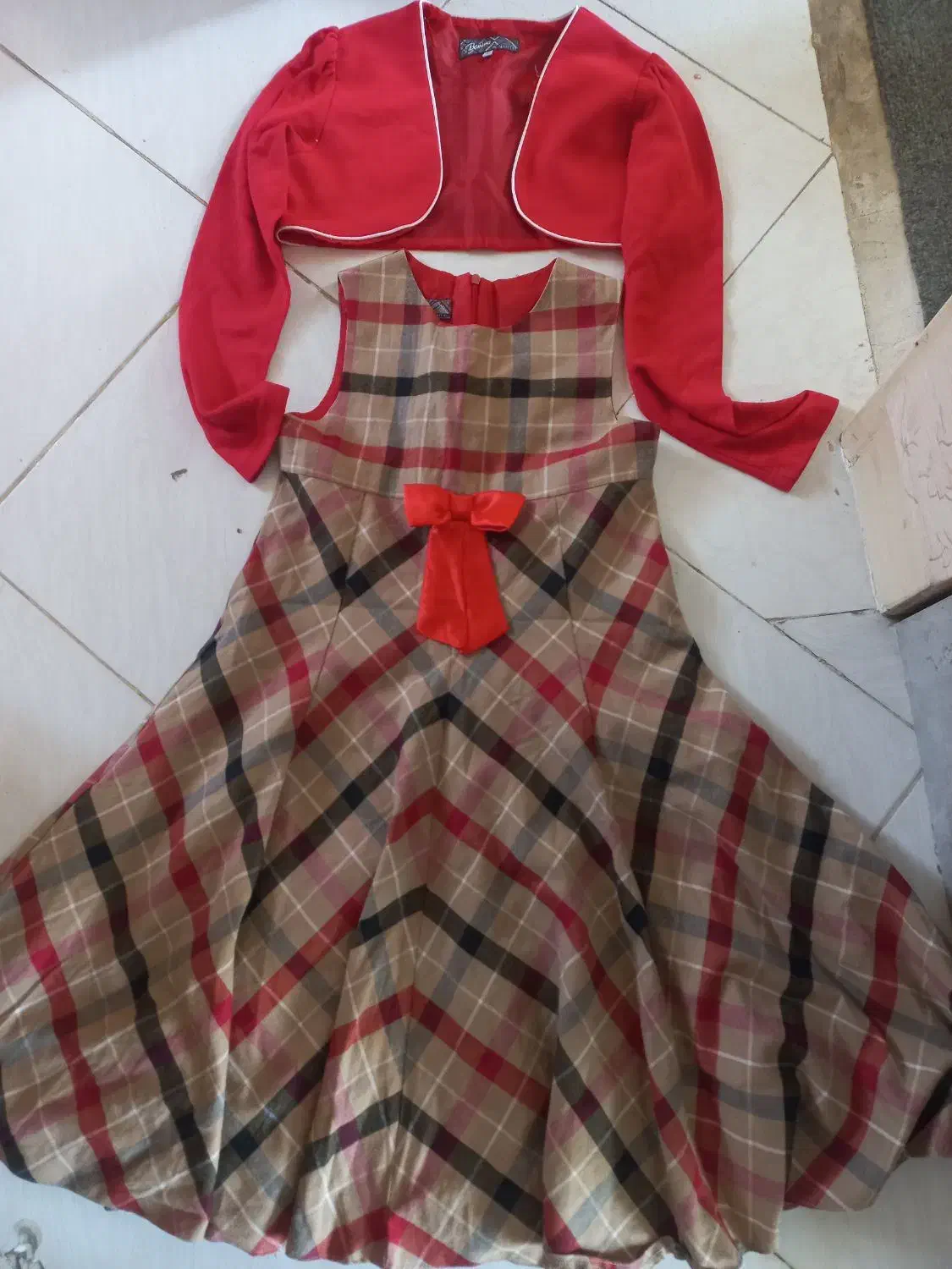 لباس های تمیز دخترونه ووپسرونه|کفش و لباس بچه|گرگان, |دیوار