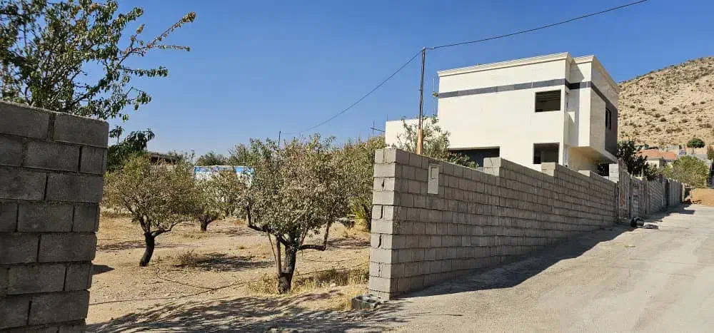 زمین ویلا مسکونی مجموعه قصر سبز صدرا|فروش زمین و ملک کلنگی|شیراز, باغشهر قصر سبز|دیوار