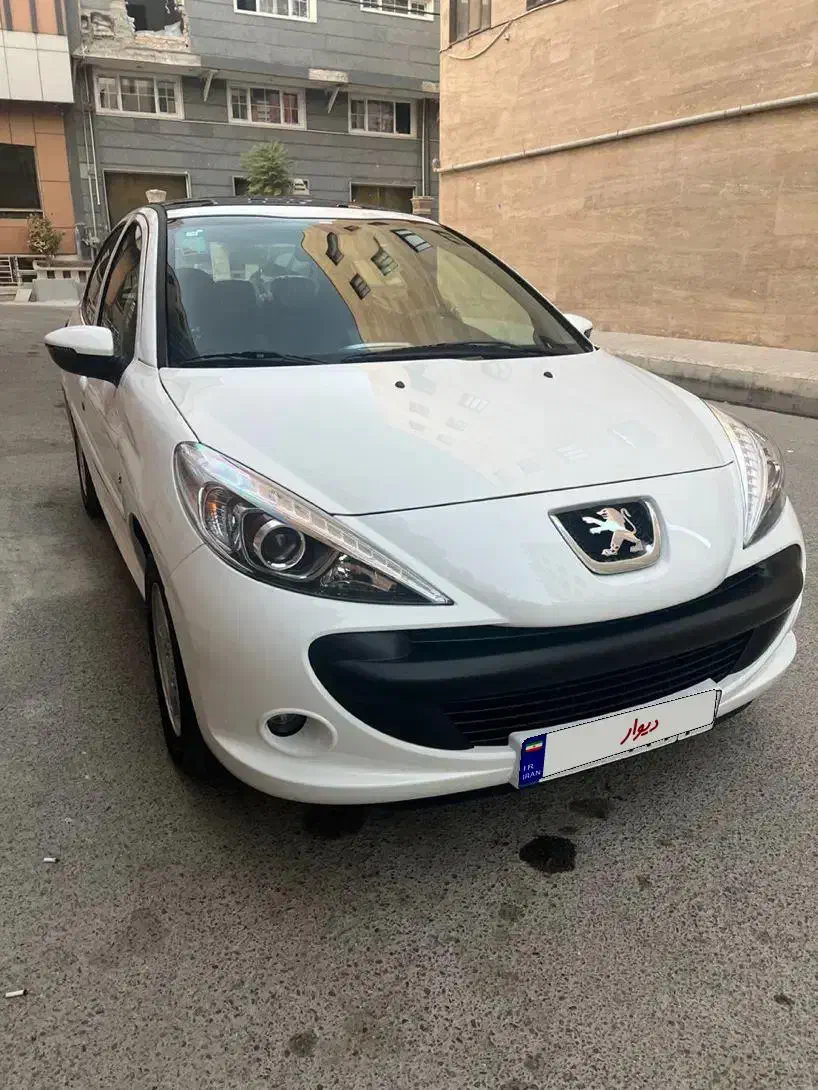 مدل1404 دارای کارت طلایی|خودرو سواری و وانت|رباطکریم, رباطکریم|دیوار