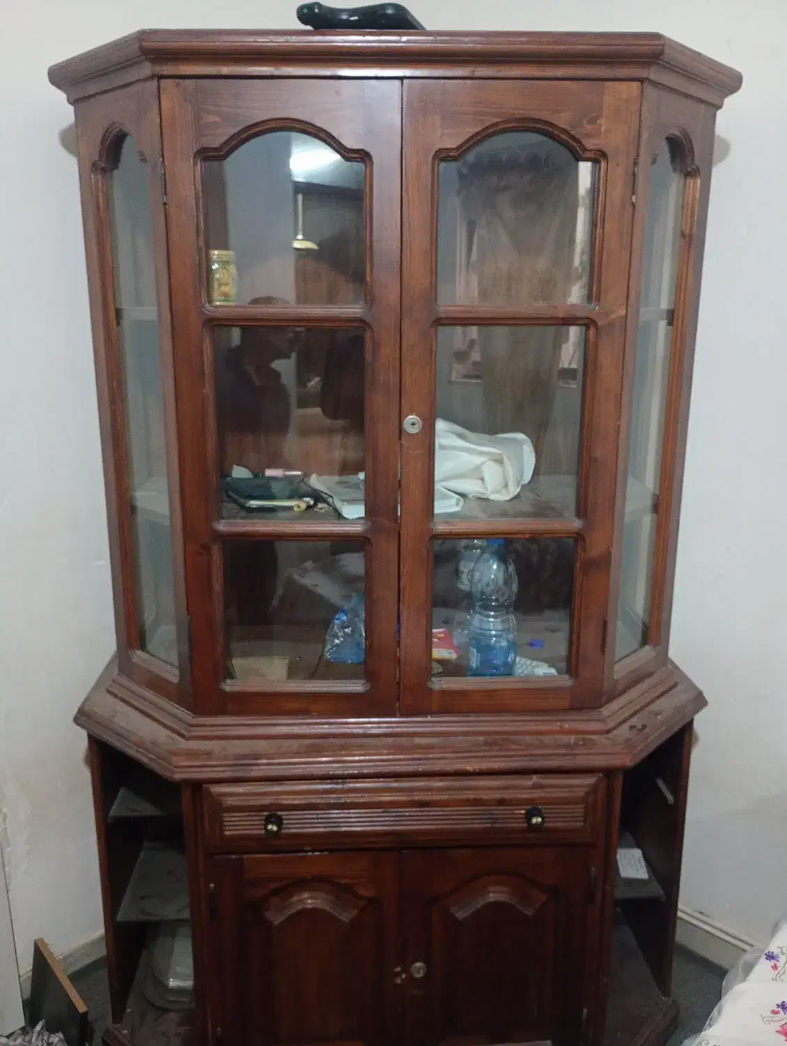 بوفه دو تیکه چوبی|بوفه، ویترین، کنسول|گنبد کاووس, |دیوار