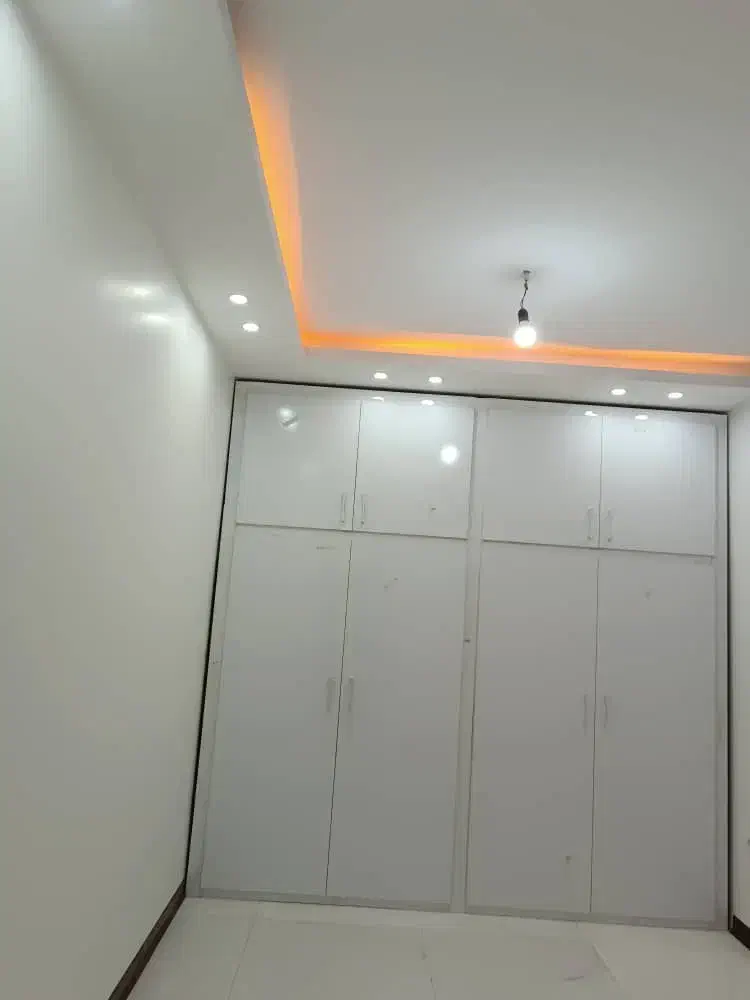 ۲ طبقه و‌ نیم خانه کارگر|فروش خانه و ویلا|شاهین‌شهر, ۹ دی|دیوار