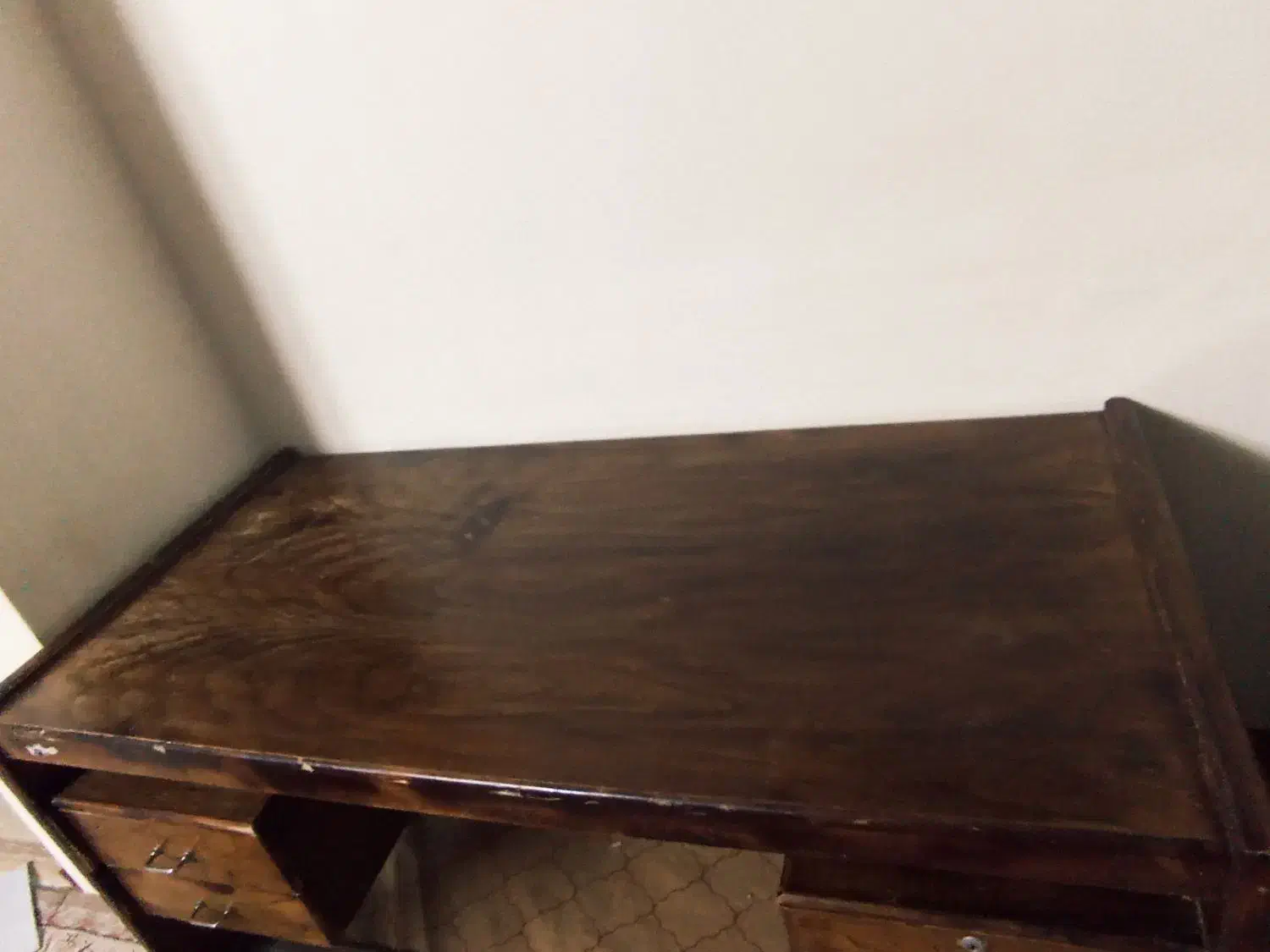 میز|مبلمان اداری|بجنورد, |دیوار