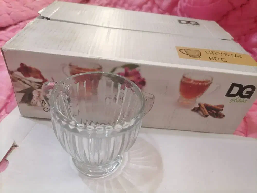 تعدادی بلوریجات و ظروف کاملا نو|ظروف سرو و پذیرایی|شیراز, شهرک پرواز|دیوار